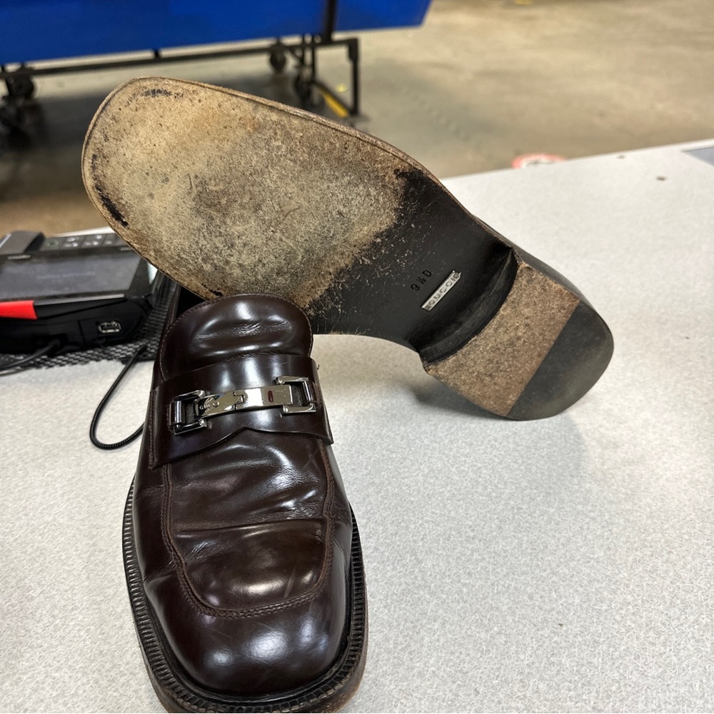 Gucci men’s loafers. Great condition for a used pair of shoes. Size is 9 1/2 D. - Picture 3 of 4